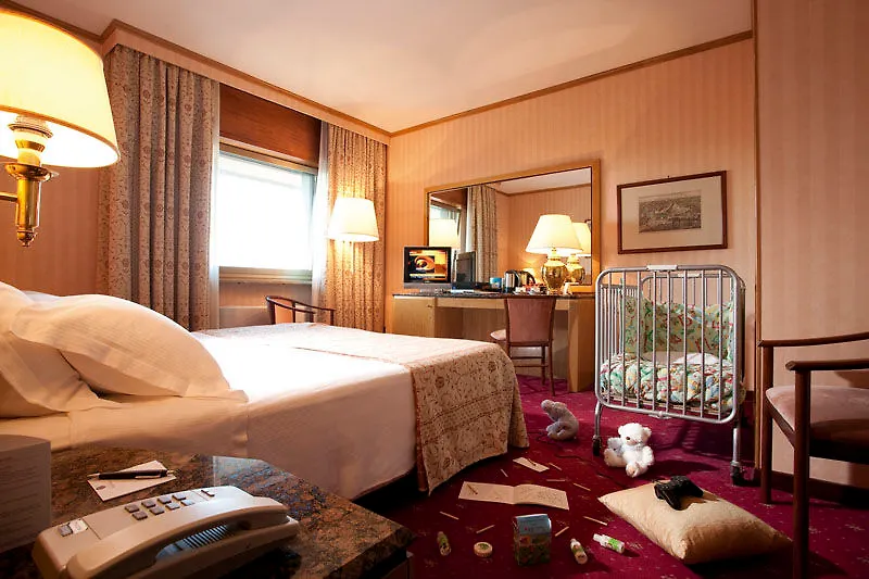 Hotel Beverly Hills Rome 4*,