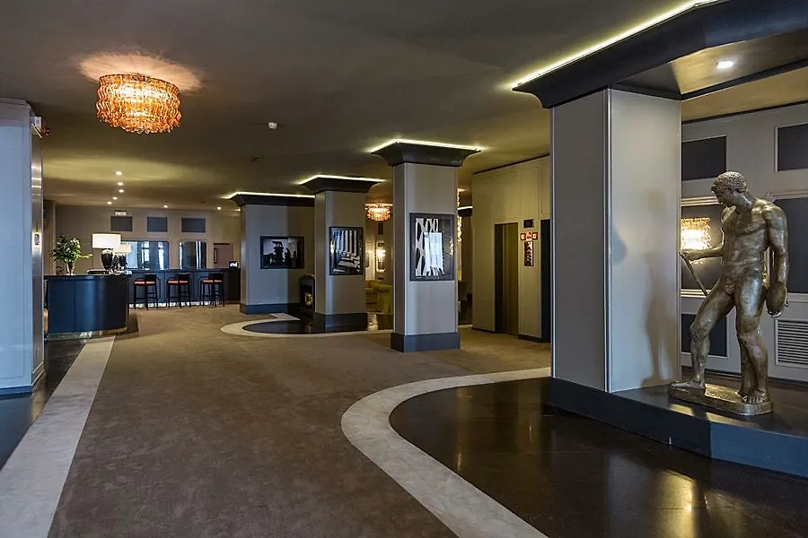 Hotel Beverly Hills Rom 4*,